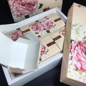 宜(yi)春紙盒(he)定制